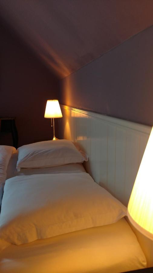 Bonbon Chambre D'Hotes Saint-Julien-de-Lampon Exteriör bild