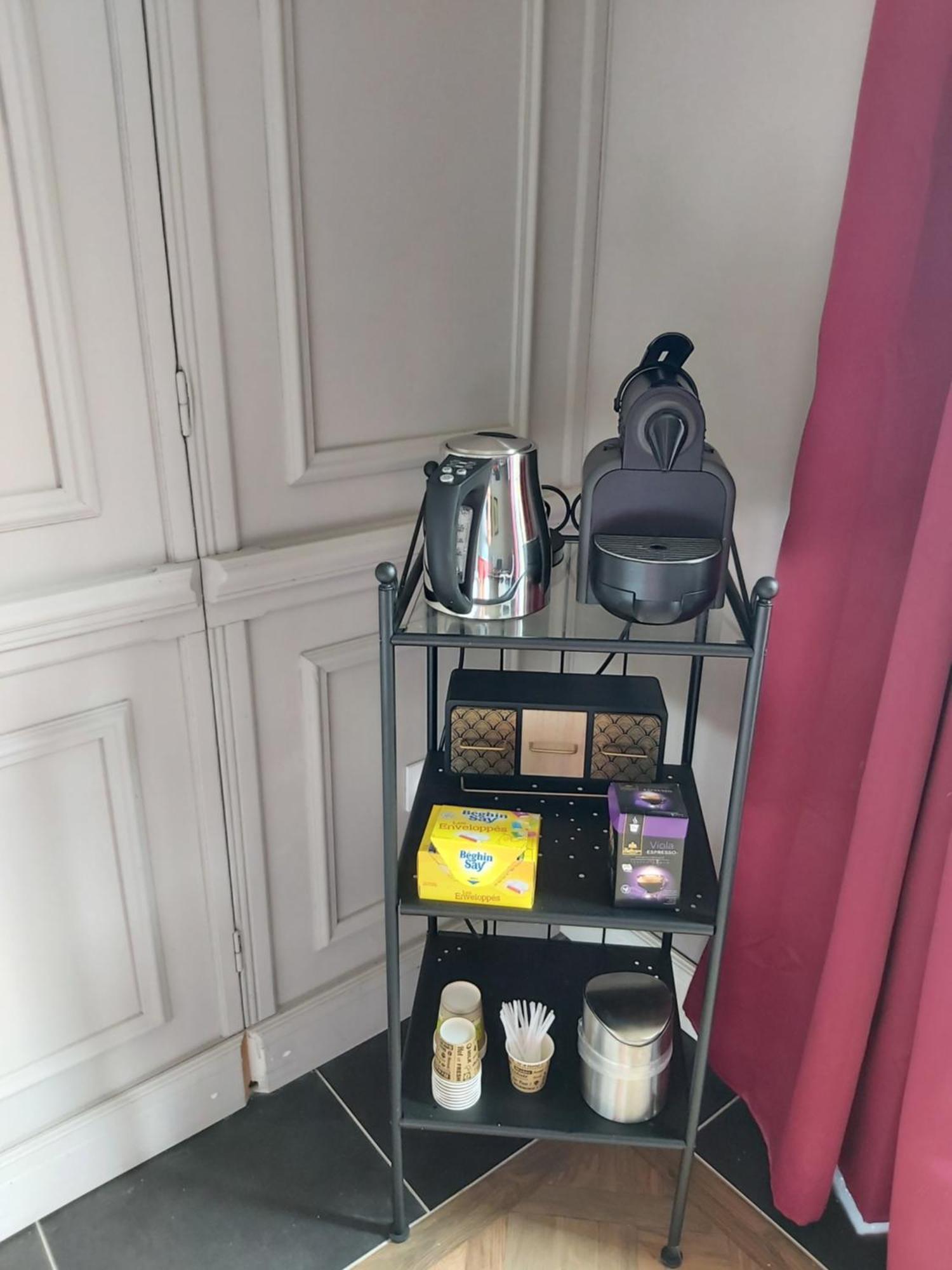 Bonbon Chambre D'Hotes Saint-Julien-de-Lampon Rum bild